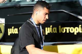 Πρόταση για Πινέδα, αναμονή για Αραούχο