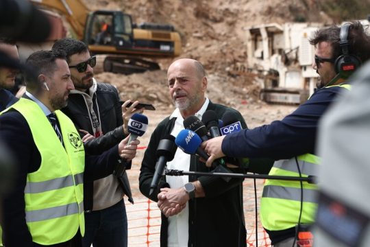 Τι απαντά ο Γ. Αλαφούζος για το θωρακισμένο τζιπ, ιδιοκτησίας ΣΚΑΪ