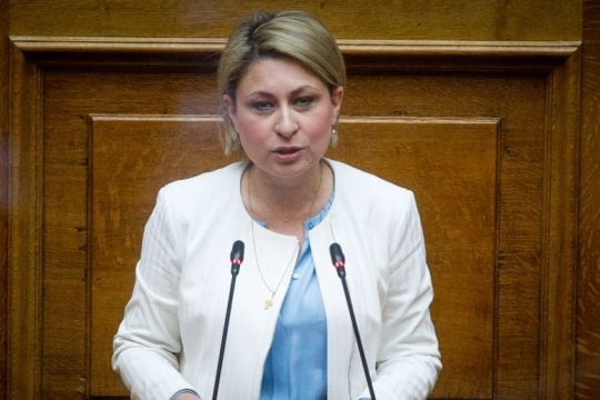 ΣΥΡΙΖΑ κατά Αλεξοπούλου: Η «Δεξιά του Κυρίου» δεν αναγνωρίζει τα δικαιώματα των γυναικών