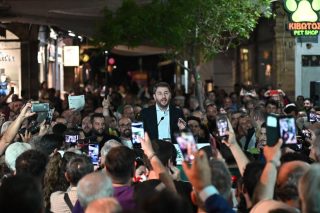 Αλήθειες και fake news για το ΠΑΣΟΚ και τους φόρους