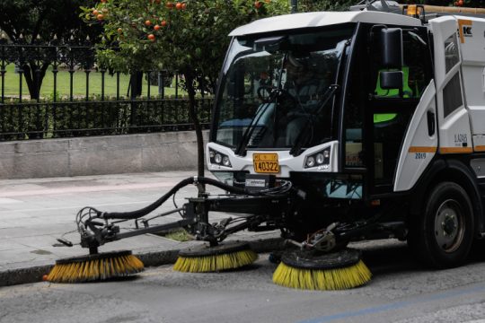 Επίπληξη σε εργαζόμενες γιατί χτύπησαν εν ώρα εργασίας