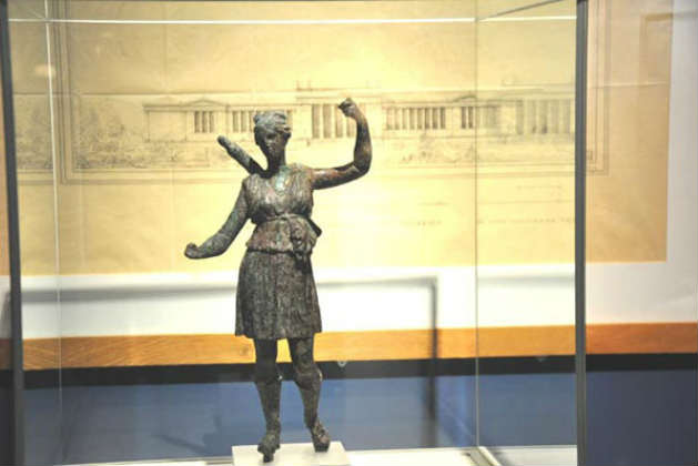 Η «Άρτεμη από τη θάλασσα» στην «αίθουσα του Βωμού»