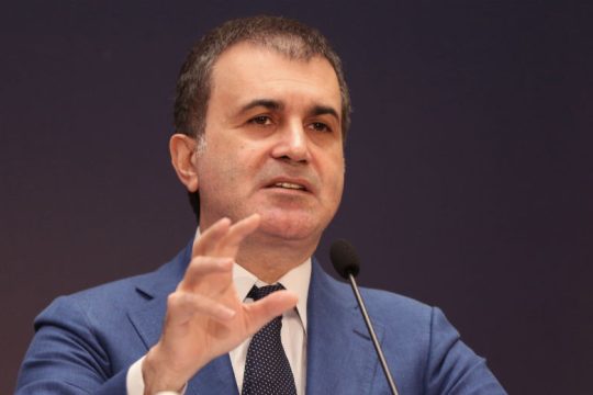 Για «εγκλήματα κατά της ανθρωπότητας» κατηγορεί ο Τσελίκ την Ελλάδα