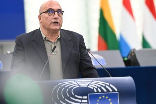 Qatargate: Ελεύθερος υπό όρους και ο Κοτσολίνο