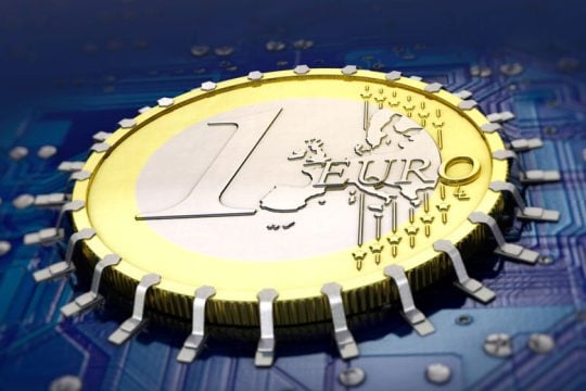 Ετοιμάζεται για το 2027 το ψηφιακό ευρώ