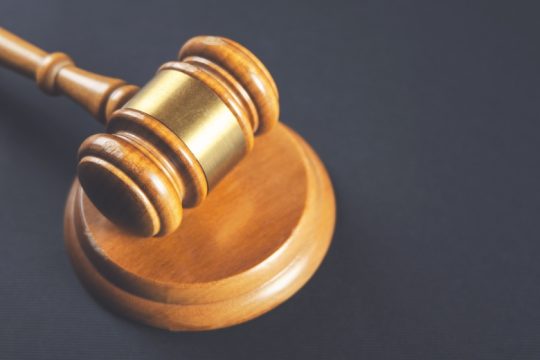 Να διωχθούν για σύσταση εγκληματικής οργάνωσης
