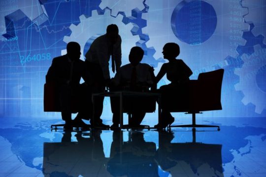 Τα economics της Ν.Δ. και η αλήθεια για αύξηση του μέσου μισθού