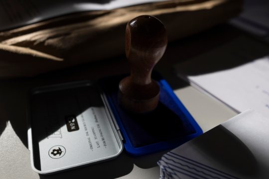 Συγχαρητήρια Μπάιντεν και Μακρόν στον Μητσοτάκη για τη νίκη