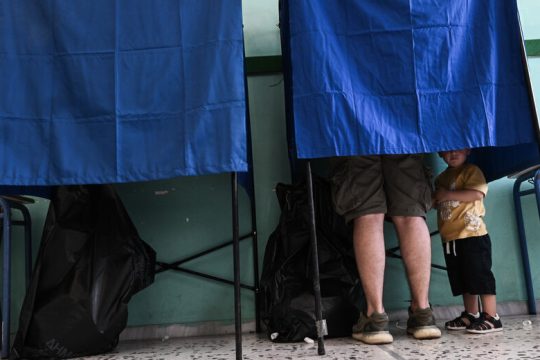 Οι Ελληνες στην Ευρώπη έκλιναν προς την Αριστερά