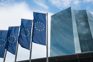 Οι επιχειρήσεις «ζορίζονται»
