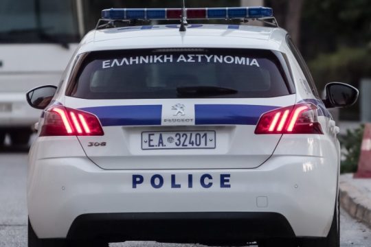 Αστυνομικός έλεγχος αποκάλυψε τον εφιάλτη που ζούσε 60χρονη με τον σύντροφό της