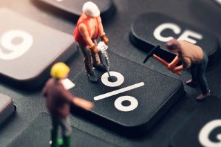 «Απολογία» τραπεζών για το επιτοκιακό περιθώριο