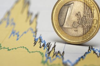Ανοδική πορεία για τα ασφάλιστρα