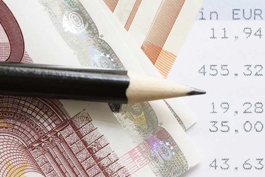 Φορολόγηση και… απαλλαγή στην πηγή για τους διασυνοριακούς επενδυτές