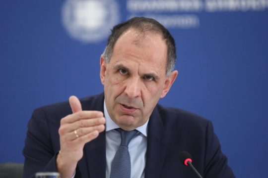 Βουτιά Μητσοτάκη στα βαθιά του Αιγαίου