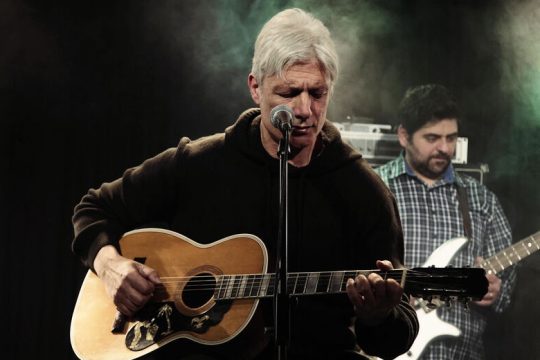«Ο χρόνος μαρσάρει ή φρενάρει σε κάτι στιγμούλες»