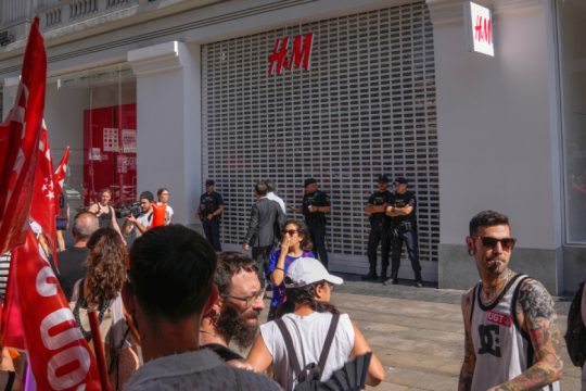 Μαζική απεργία στα καταστήματα της H&M στην Ισπανία