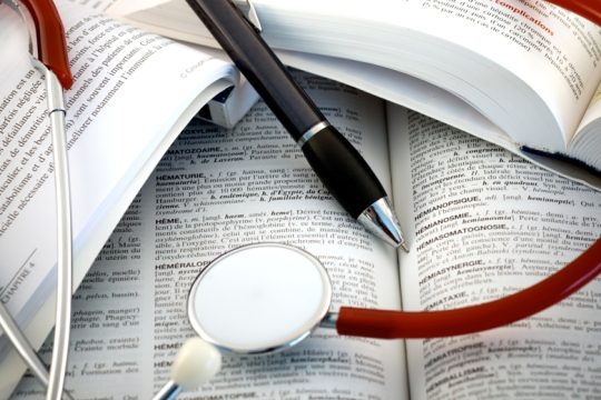 «Πόλεμος» σε μεταπτυχιακό της Ιατρικής του ΕΚΠΑ