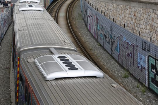 Έκλεισε προσωρινά ο σταθμός του ΗΣΑΠ «Καλλιθέα» λόγω απειλής για βόμβα