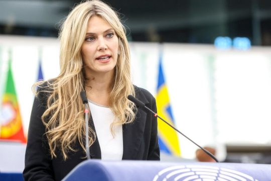 Reporters United: Καϊλή, Αβραμόπουλος και Σχοινάς ο «ελληνικός σύνδεσμος» του Qatargate