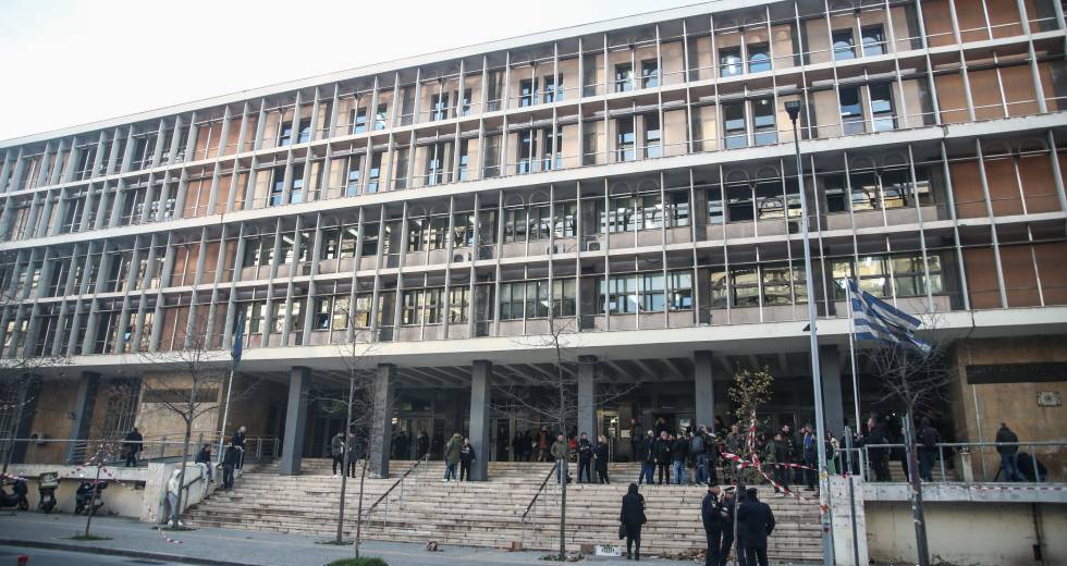 Αθώα δύο άτομα για επεισόδια πριν τη δίκη της δολοφονίας του Άλκη Καμπανού