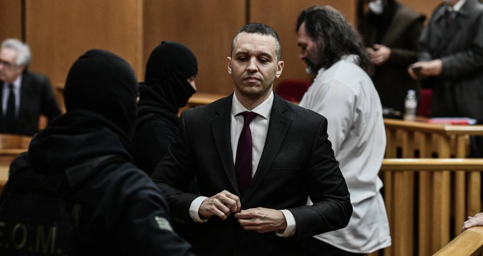 Παταγώδης αποτυχία της Ν.Δ. να εμποδίσει την είσοδο Κασιδιάρη στη Βουλή