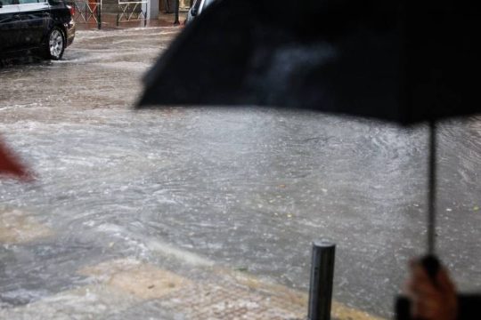 Μήνυμα από 112 στη Δυτική Ελλάδα για την κακοκαιρία