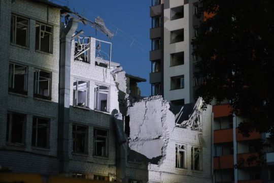 Νέα ρωσική επιδρομή στο Κίεβο με τουλάχιστον 3 νεκρούς – Οκτώ τραυματίες στο Μπέλγκοροντ