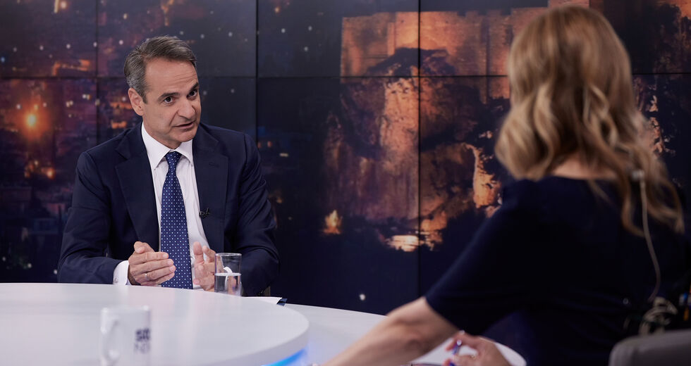 Μιμείται πιστά τον Μιχαλολιάκο ο Μητσοτάκης
