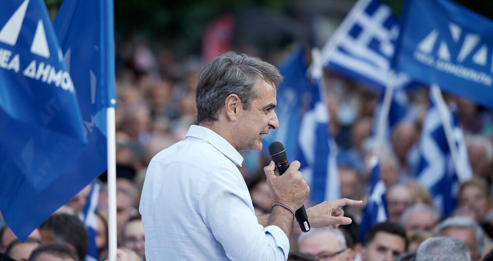 Αντιφάσεις στα παιχνίδια Μητσοτάκη με τη Θράκη