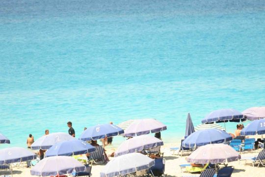 Πνίγηκε μέσα στα κύματα 50χρονος τουρίστας στο Κάθισμα Λευκάδας