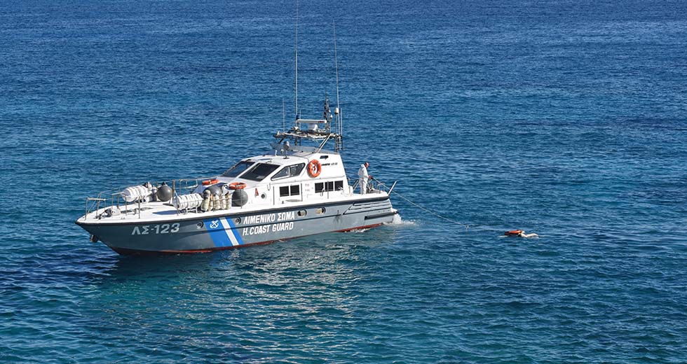 Συνέλαβαν κυβερνήτη σκάφους που προκάλεσε ζημιές σε άλλα σκάφη στο λιμάνι Νυδρίου