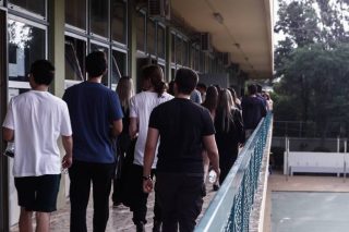 Αύριο δεν θα δώσει πανελλαδικές, θα πάει για δουλειά…