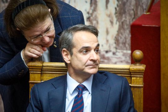 Λίνα Μενδώνη, η μόνη αμετακίνητη υπουργός