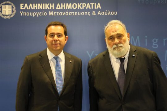 Μετακλητοί στο υπ. Μετανάστευσης για τις προεκλογικές ανάγκες του Ν. Μηταράκη