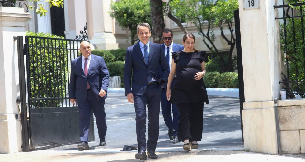 Πρώτη για το νέο υπουργικό