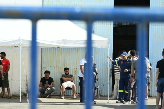 Το Πακιστάν θέλει διεθνή έρευνα για το ναυάγιο