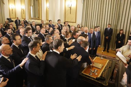 Προ των πυλών νέα παραίτηση υπουργού;