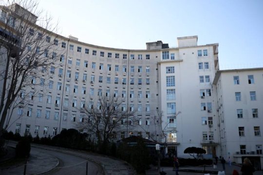 Στο ΚΑΤ 42χρονη, που ξυλοκοπήθηκε από ληστή