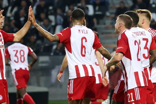 «Πισινή» για Μαρτίνεθ