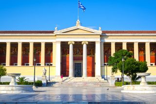 Ποια εκπαιδευτικά προβλήματα λύνουν τα ιδιωτικά πανεπιστήμια