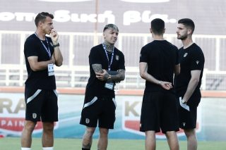 «Πιέζουν» και οι διεθνείς για μεταγραφές