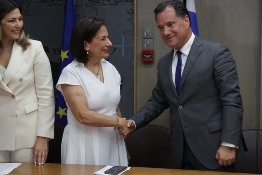 Αγραν εργαζομένων για τις επιχειρήσεις υποσχέθηκε ο Αδωνις Γεωργιάδης