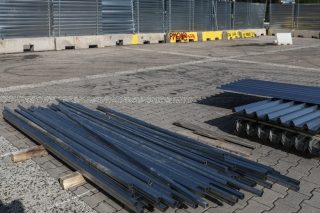 Περιφράχτηκε και η πλατεία Ζαγοράς στα Ανω Πατήσια