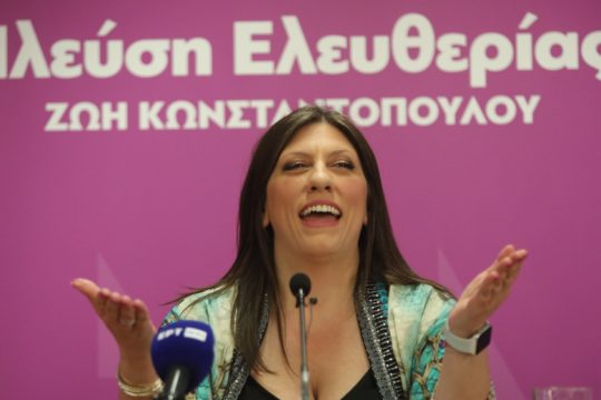 «Φουσκοθαλασσιά» στην Πλεύση: Καταγγελίες κατά Κωνσταντοπούλου για αλλαγές στις λίστες