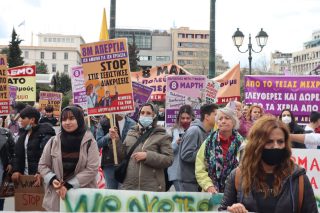 Τόσοι φεμινιστικοί αγώνες και αποτέλεσμα μηδέν