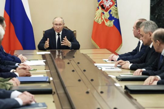 Άγνοια δηλώνει η Μόσχα για ειρηνευτικές συνομιλίες – Άφαντος ο Πριγκόζιν