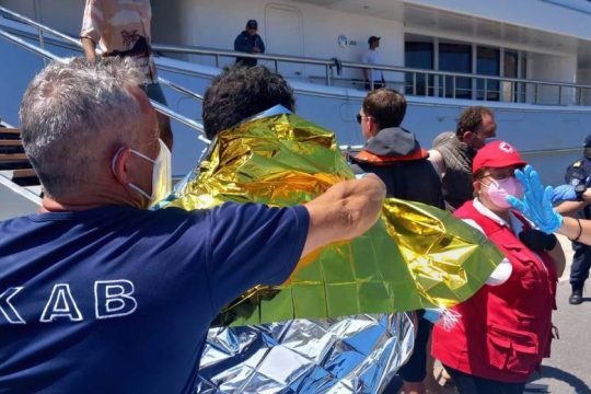 Ναυάγιο στην Πύλο: ένα ρατσιστικό έγκλημα από Μητσοτάκη και Ε.Ε.