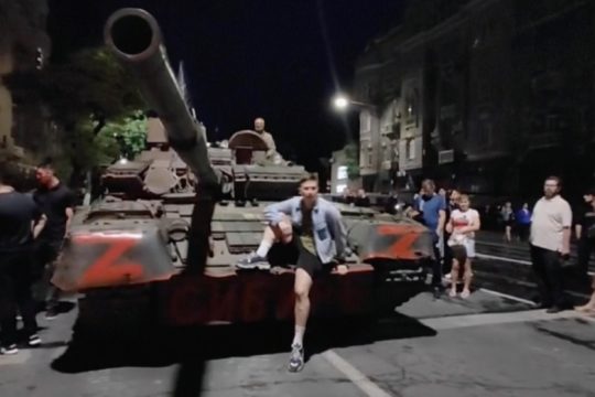 Τέλος στην ανταρσία της «Βάγκνερ» – Εγκατέλειψε τη Ρωσία ο Πριγκόζιν