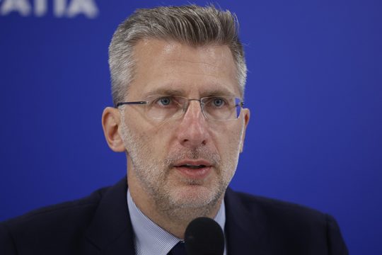 Απλά μαθήματα Πολιτικής Οικονομίας